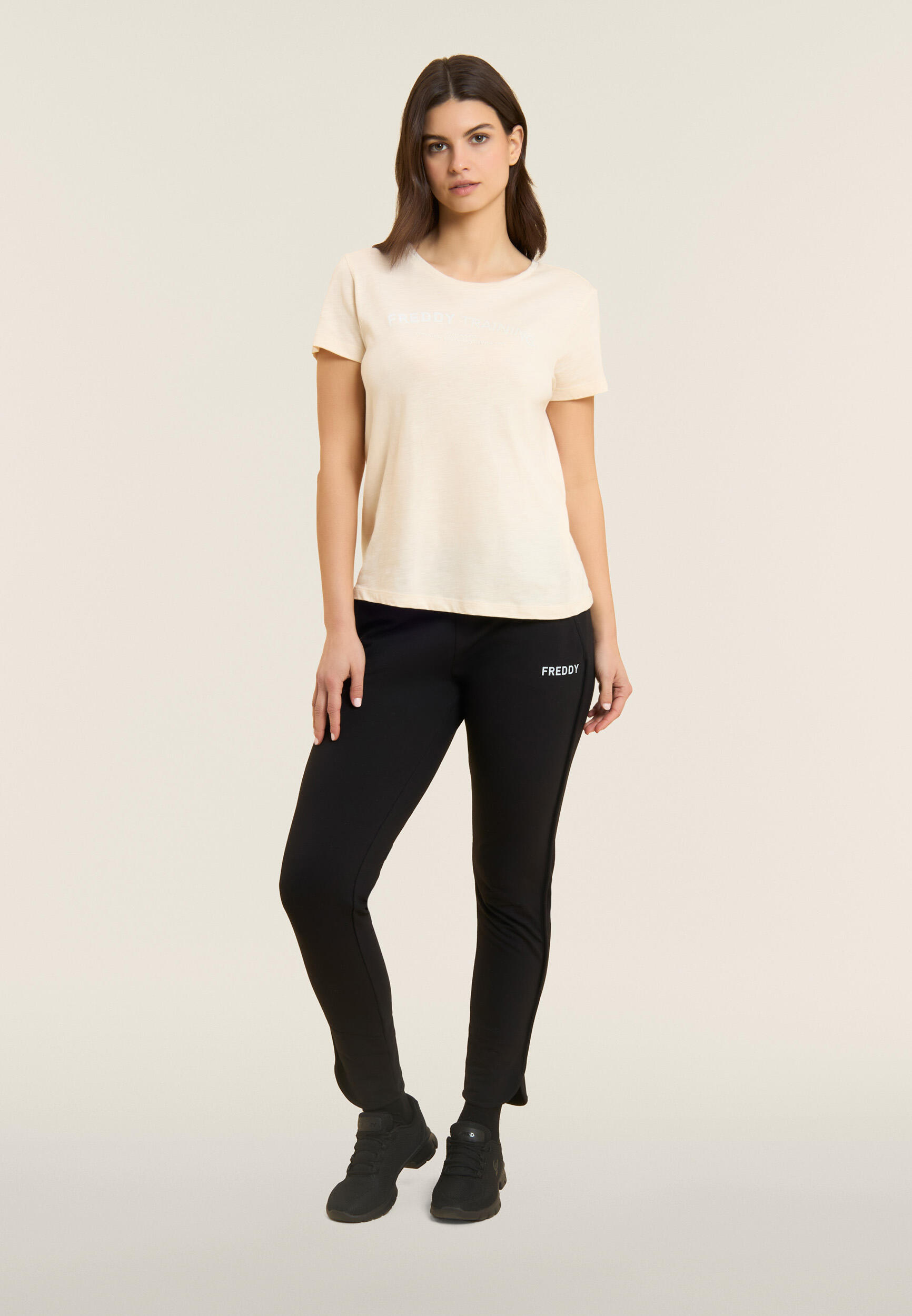 Pantaloni 7/8 con Fondo Stondato e Vita Sagomata 5/5