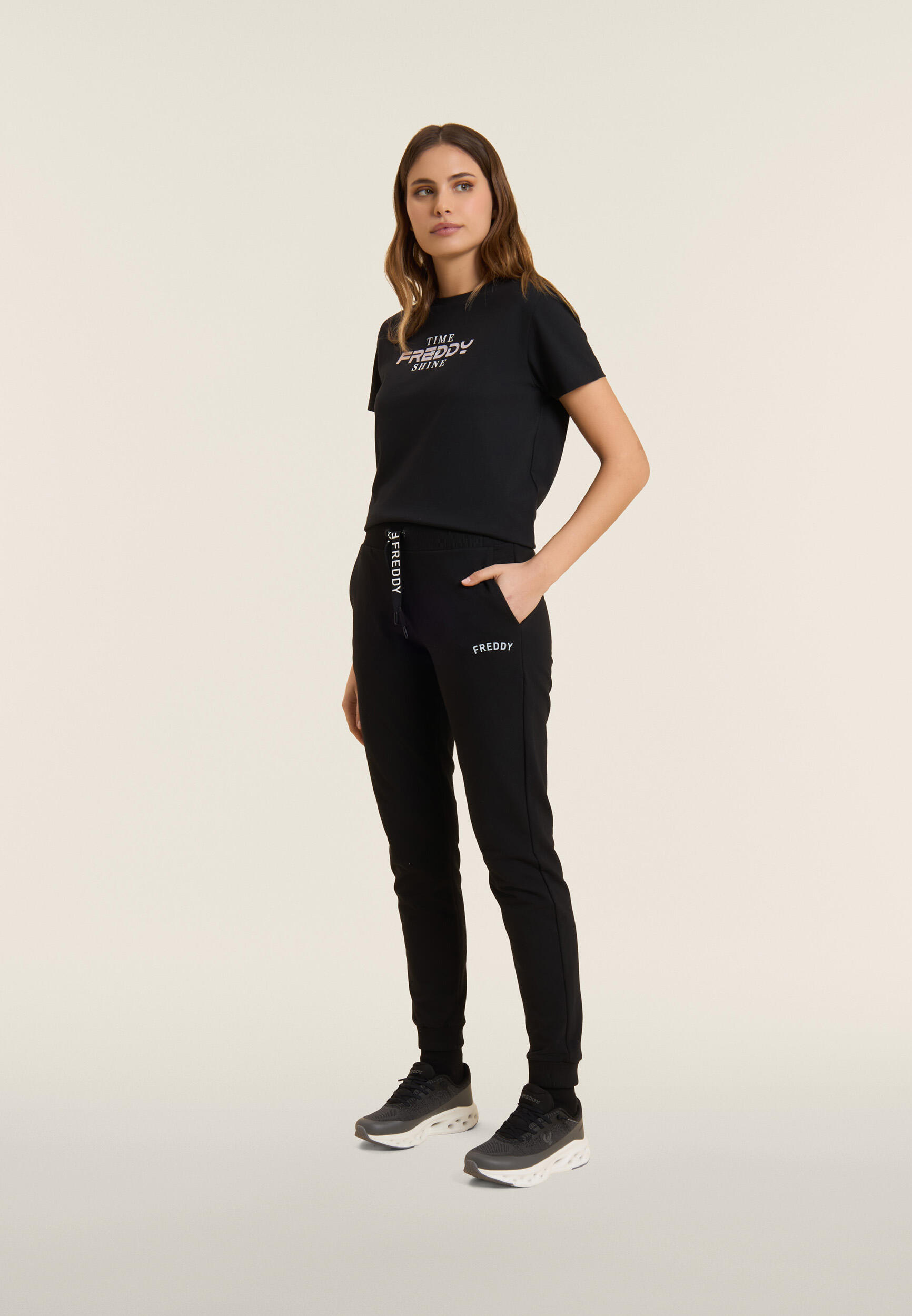 Pantalon avec poignets côtelés et logo FREDDY sur le cordon de serrage 5/5
