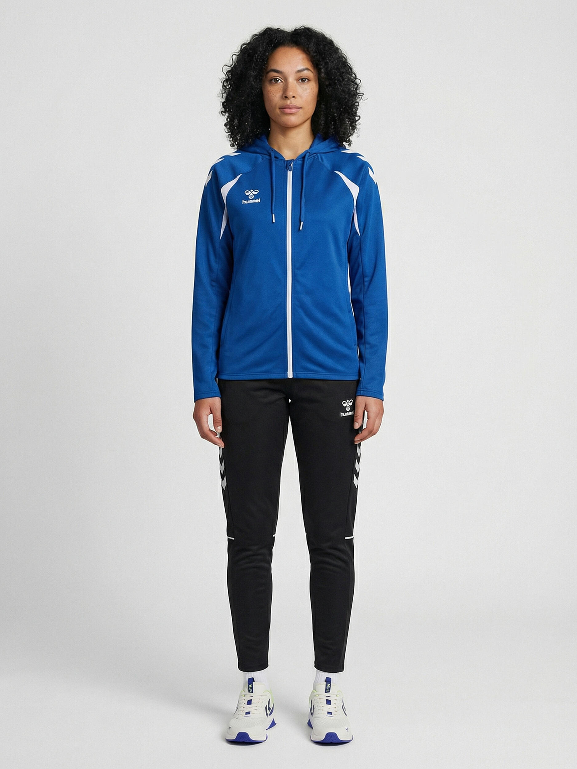 Giacca sportiva con cappuccio da donna Hummel Core 2.0 3/7
