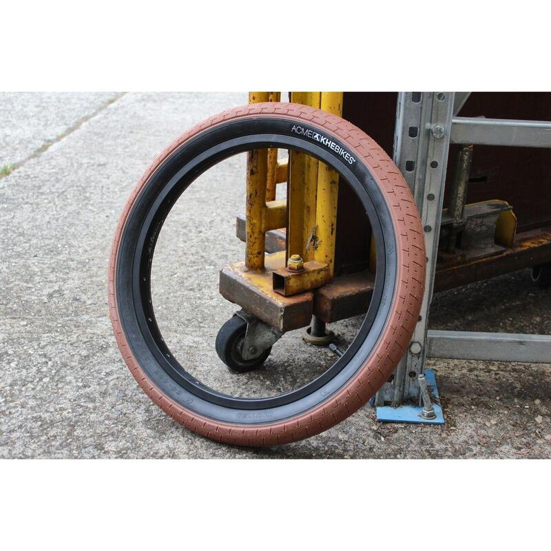 Set cauciucuri BMX KHE ACME 20 inch x 2,40 inch maro