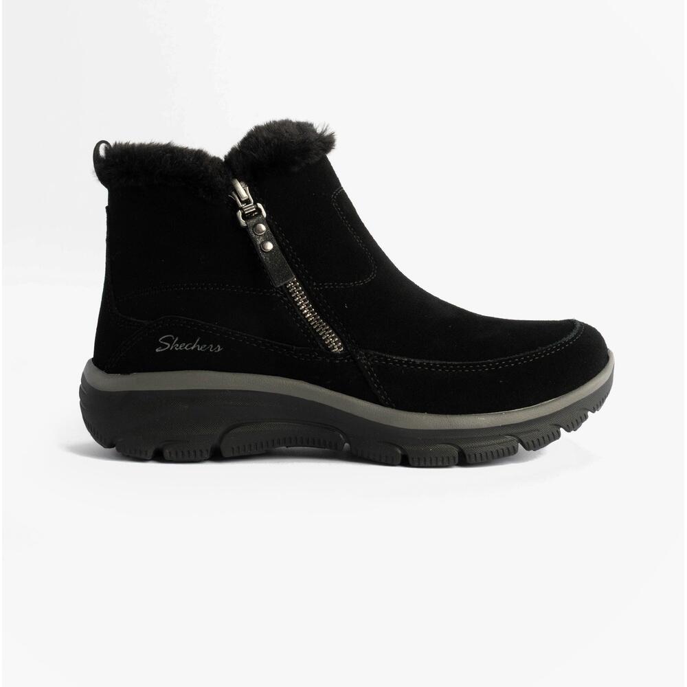 SKECHERS picture