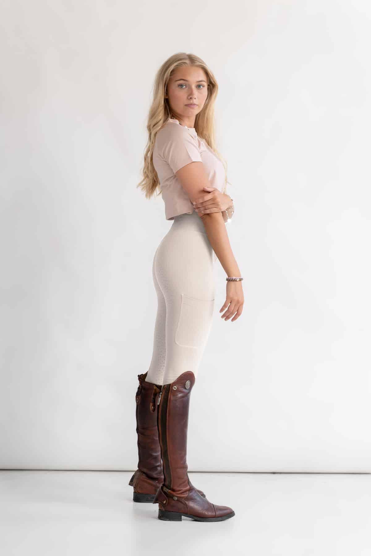 POMME EQUESTRIAN picture