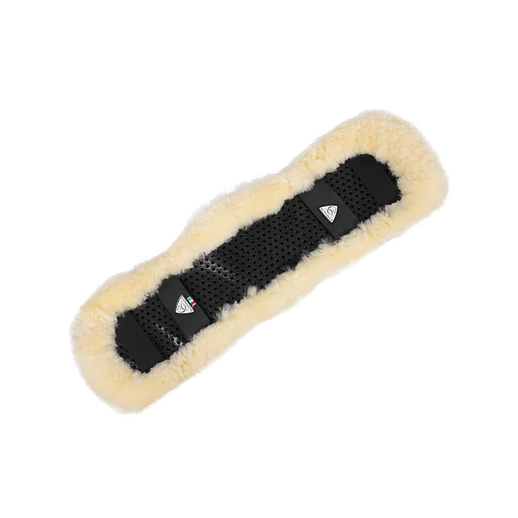 Shaped gel girth cover classic sheepskin