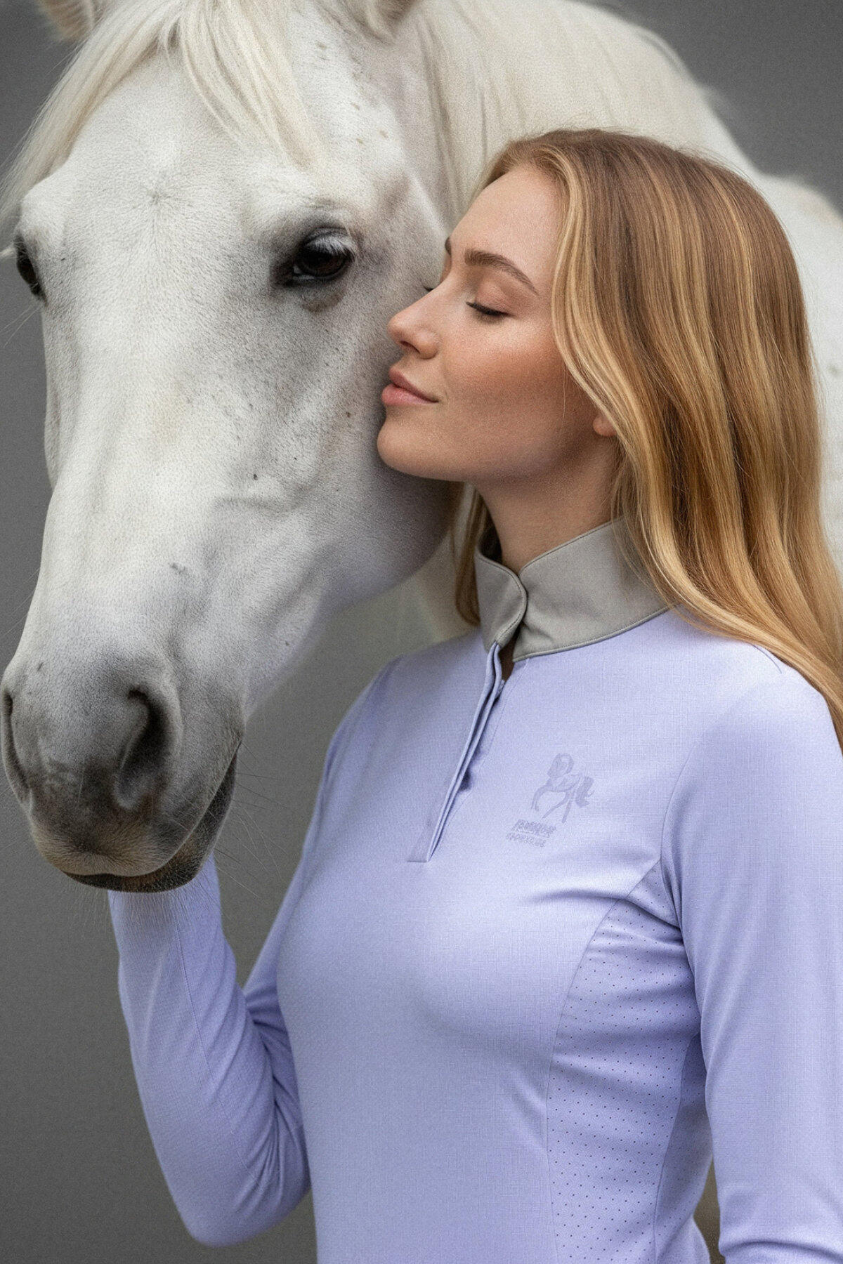 POMME EQUESTRIAN picture