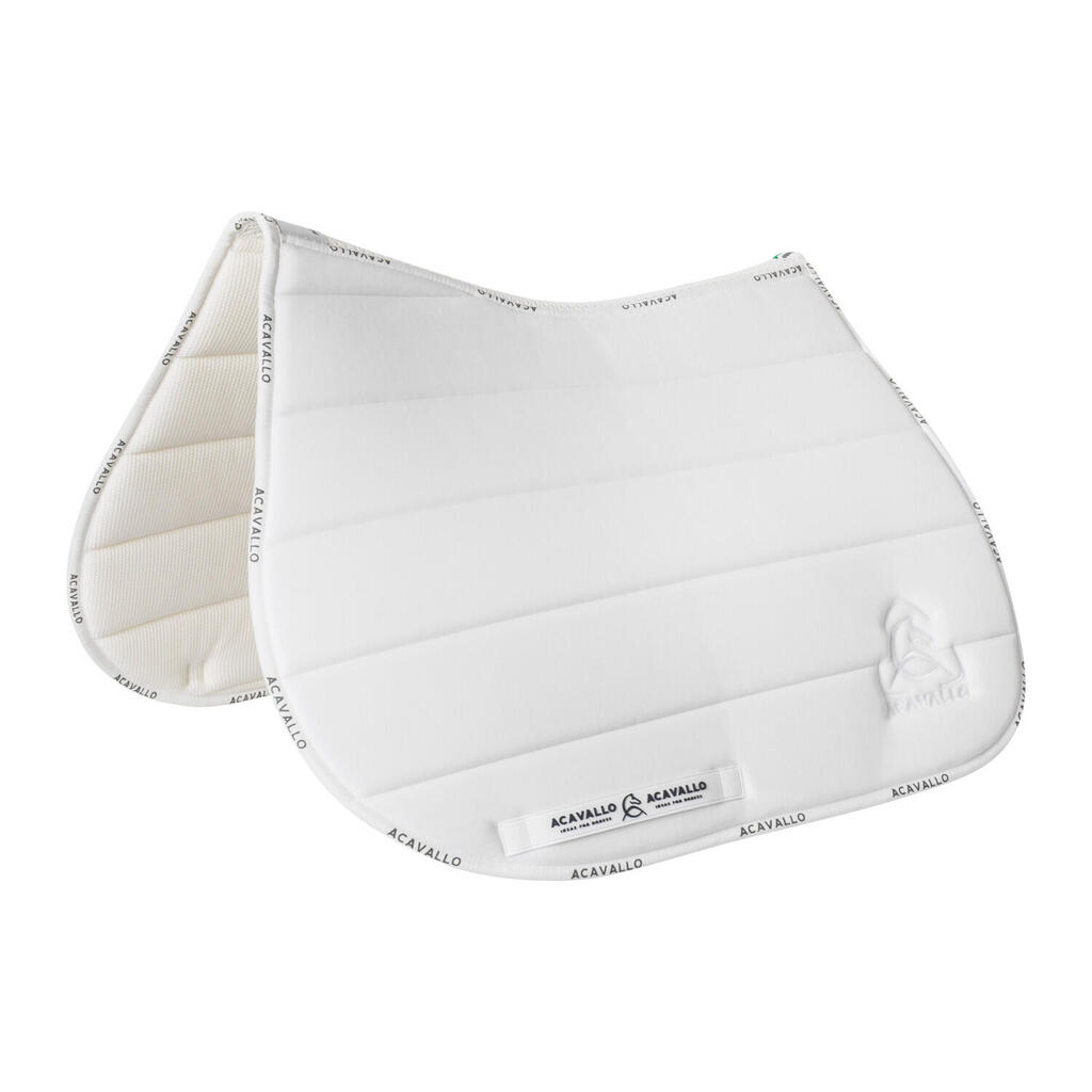 Quilted louvre square jump pad