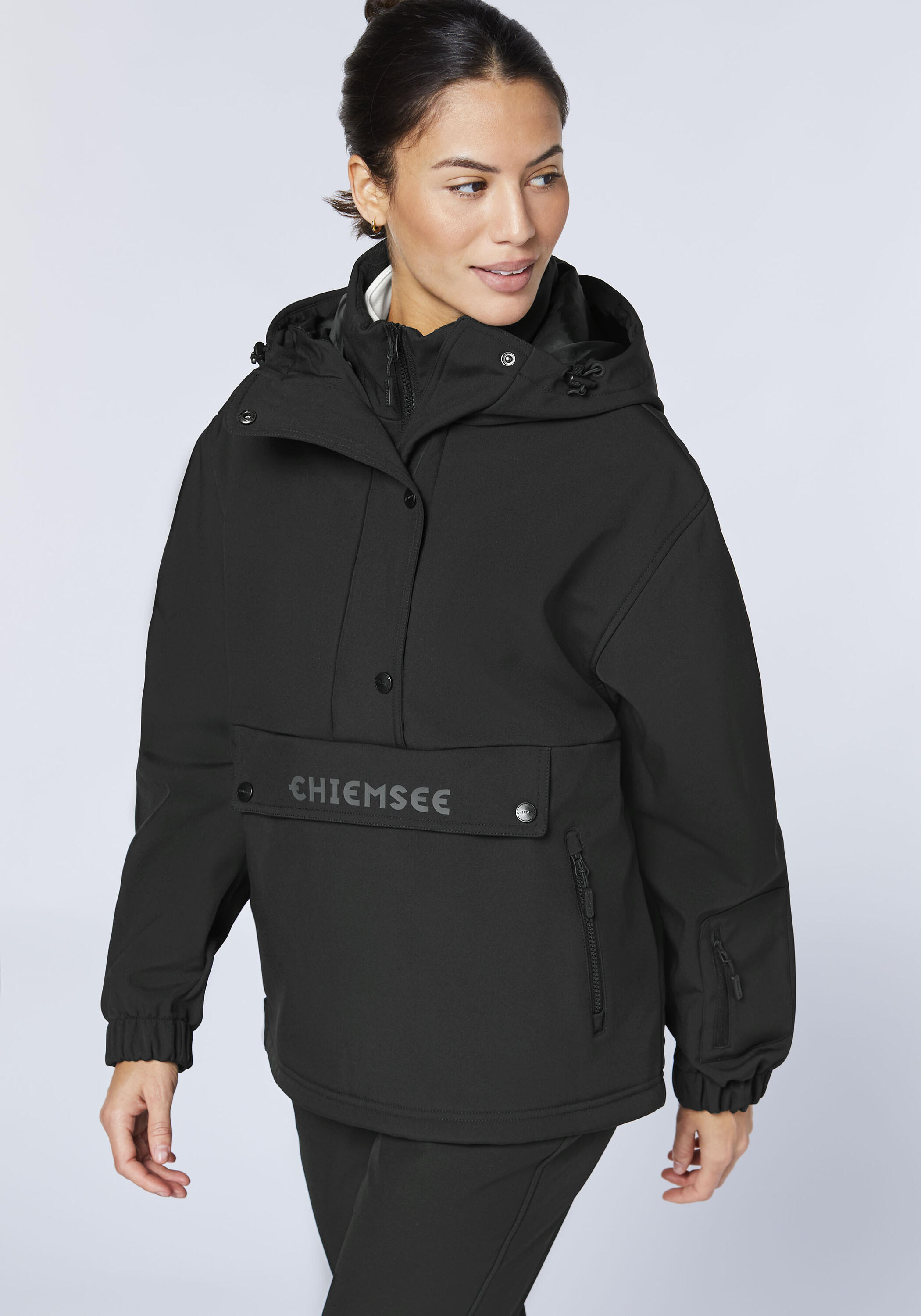 Jacke mit bequemem Einstieg über den Kopf 6/7