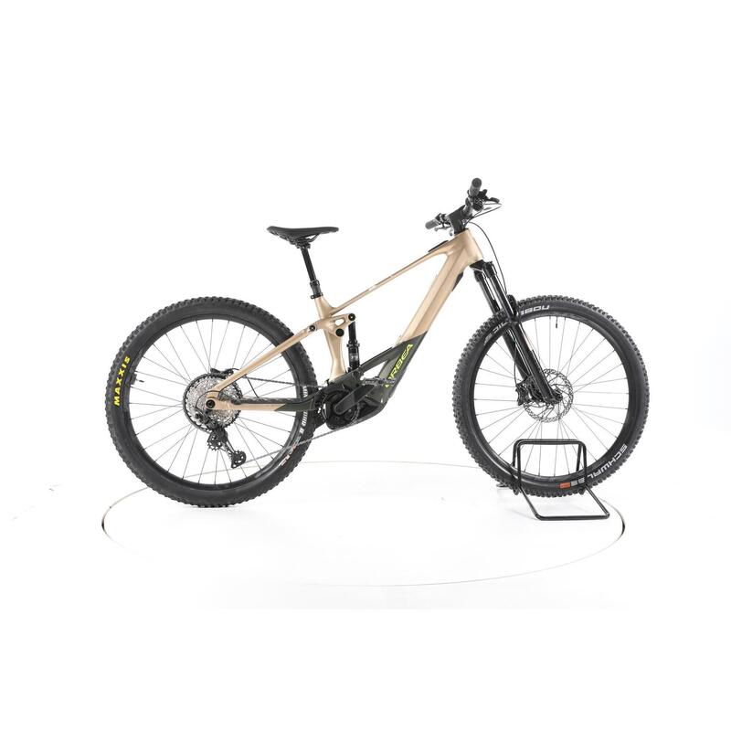 b1142ce3-1434-41d4-8e05-518870113994_c30