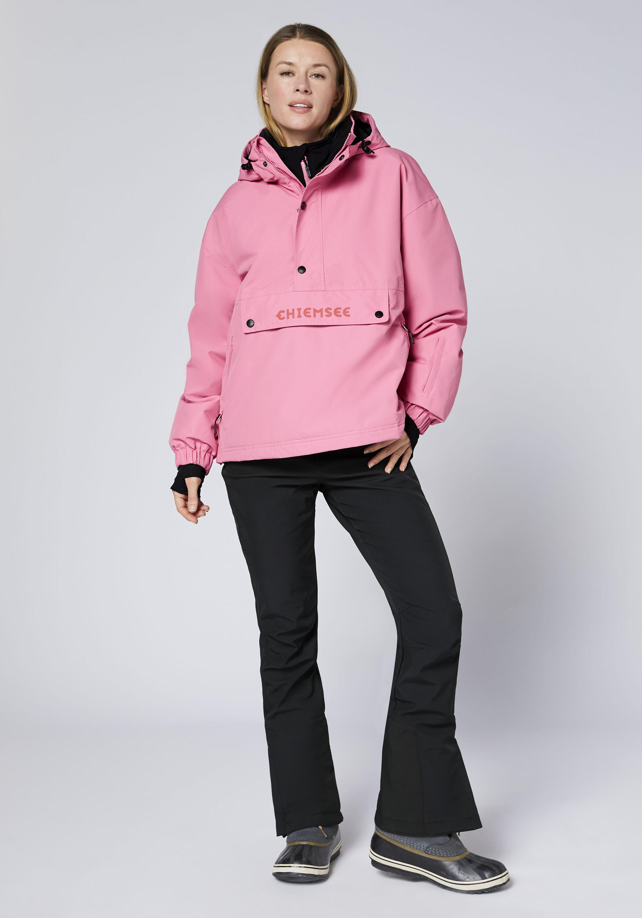 Jacke mit großer Front-Reißverschlusstasche und Flap 5/7