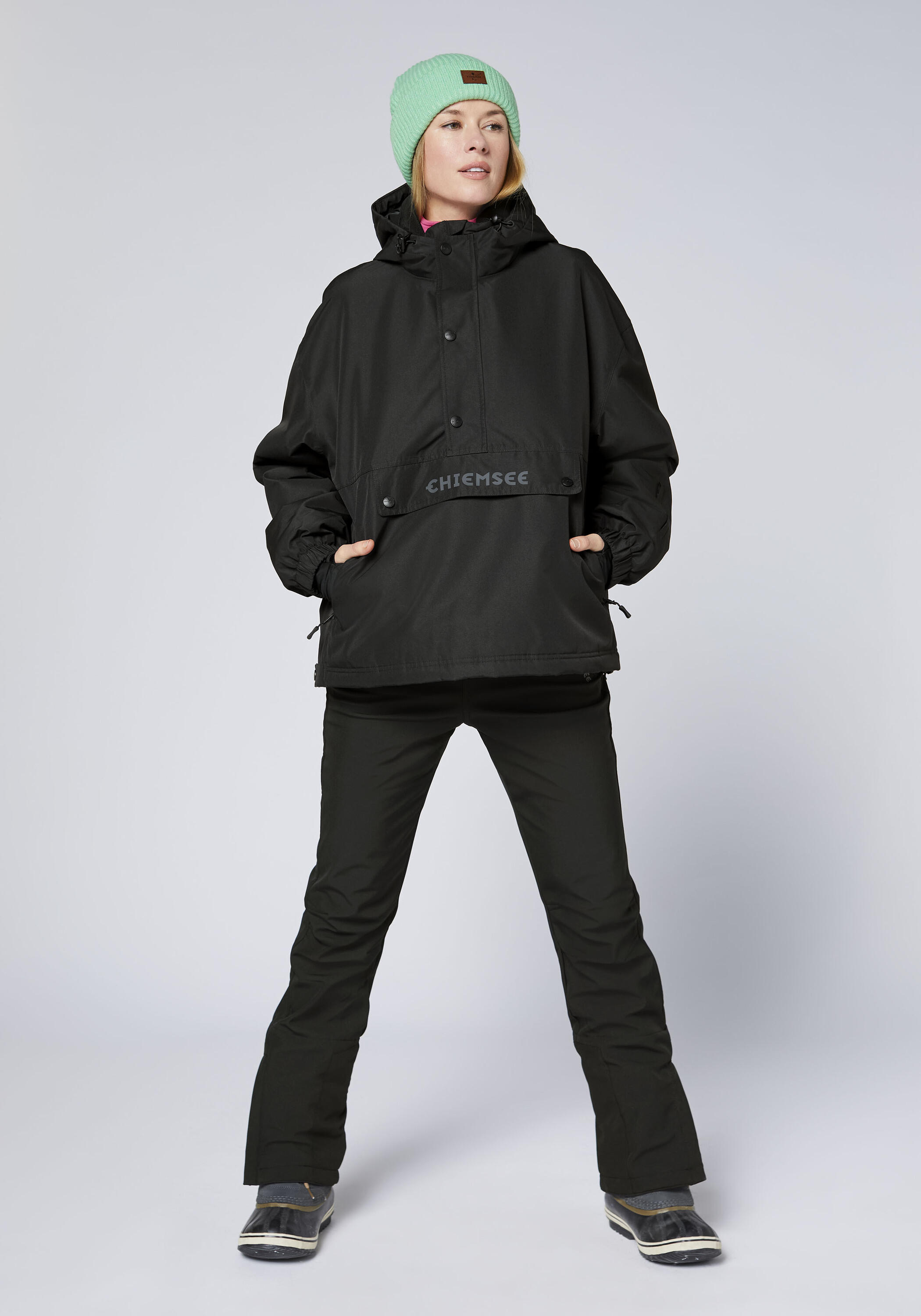 Jacke mit großer Front-Reißverschlusstasche und Flap 5/7
