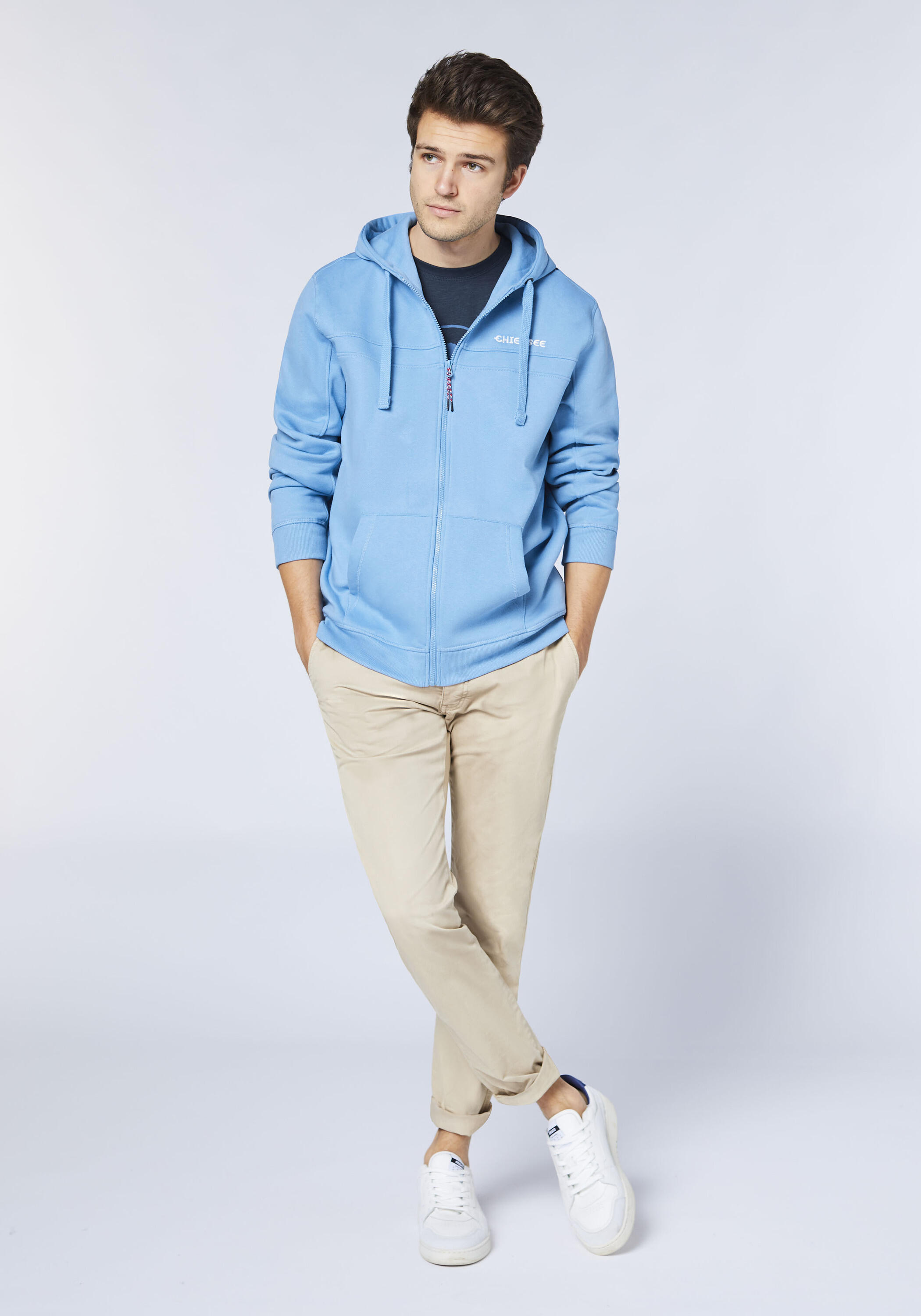 Kapuzensweatjacke mit Statement-Print und Logostick 5/7