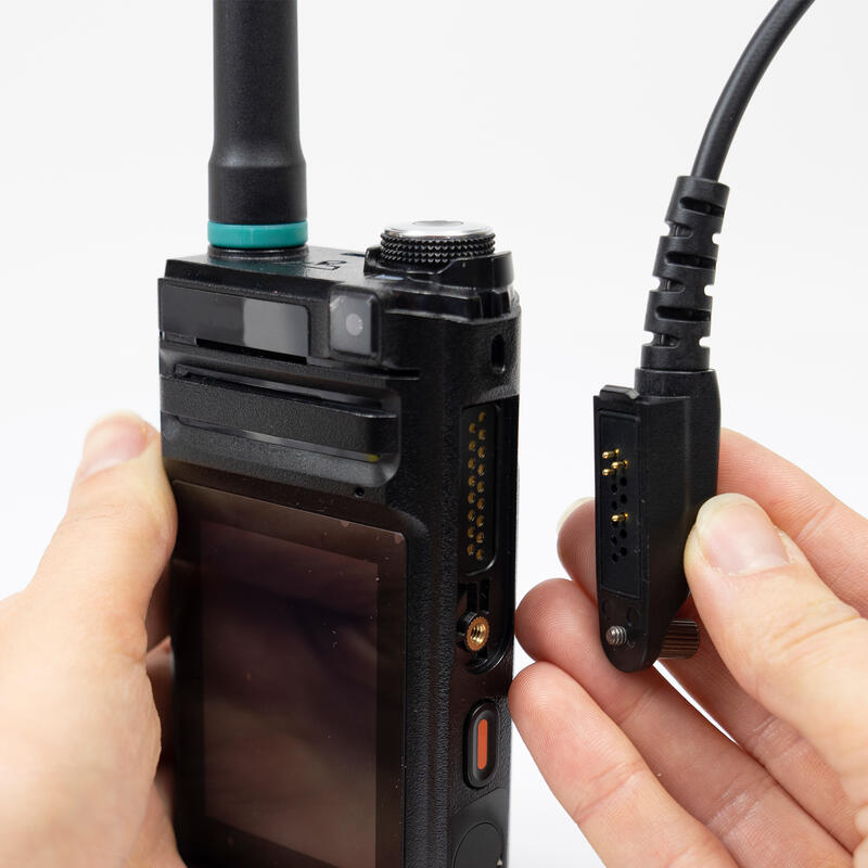 Statie radio 4G cu camera duala, ecran 2.4, 3800 mAh, IP68