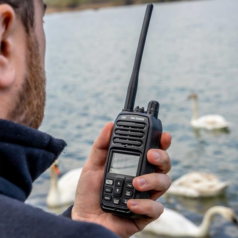Statie radio maritima portabila 88 canale, meteo, Scan, NRC, IP67