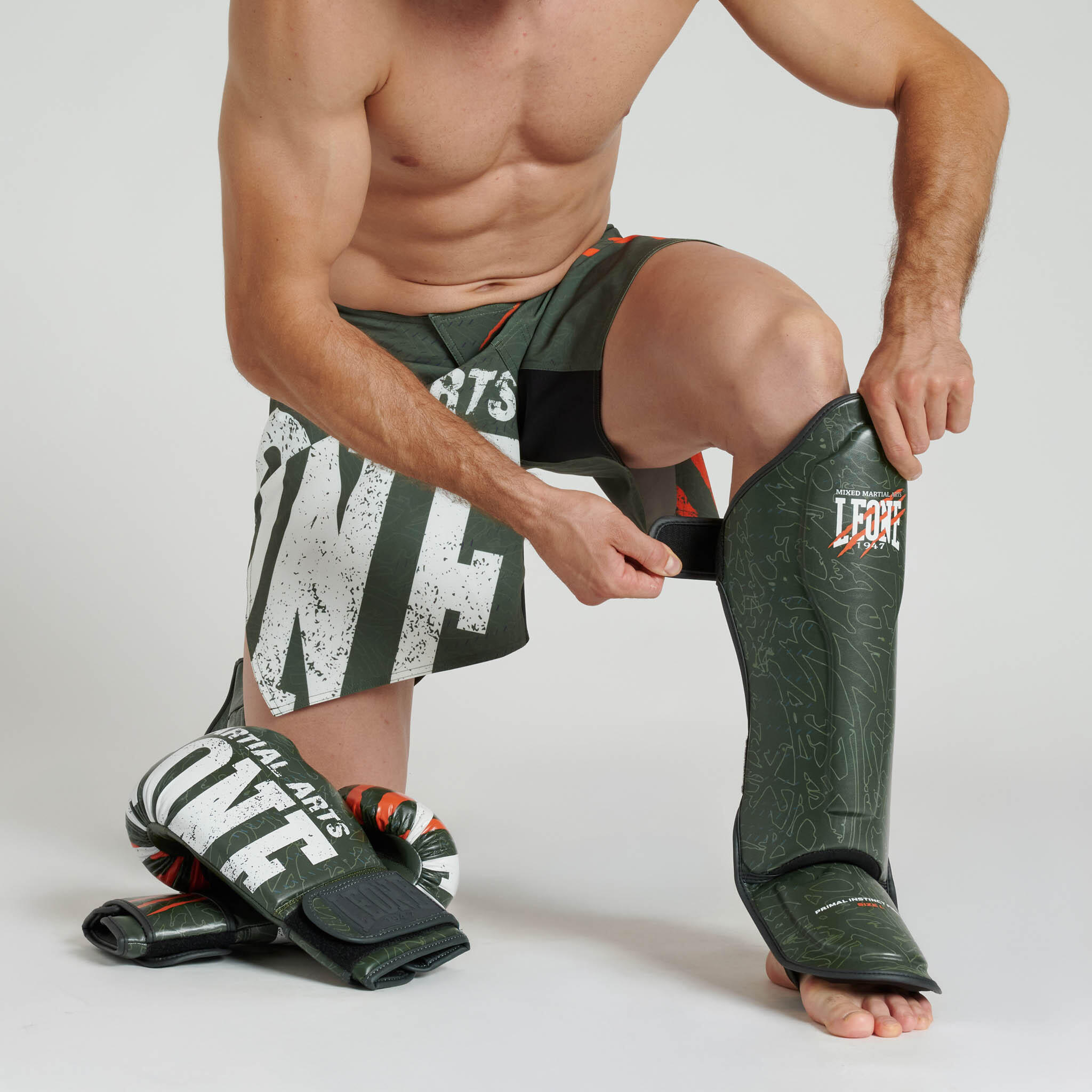Leone1947 PRIMAL INSTINCT BOLD pantalón MMA verde XL 3/4