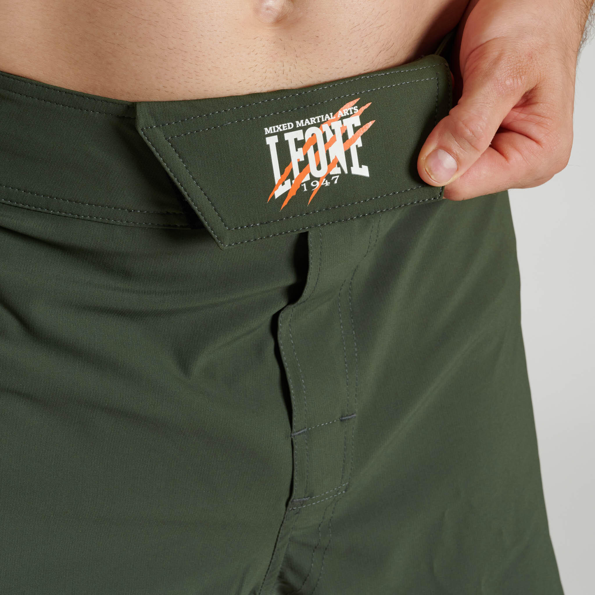 Leone1947 Pantalón MMA Primal Instinct Essential verde XL 2/3