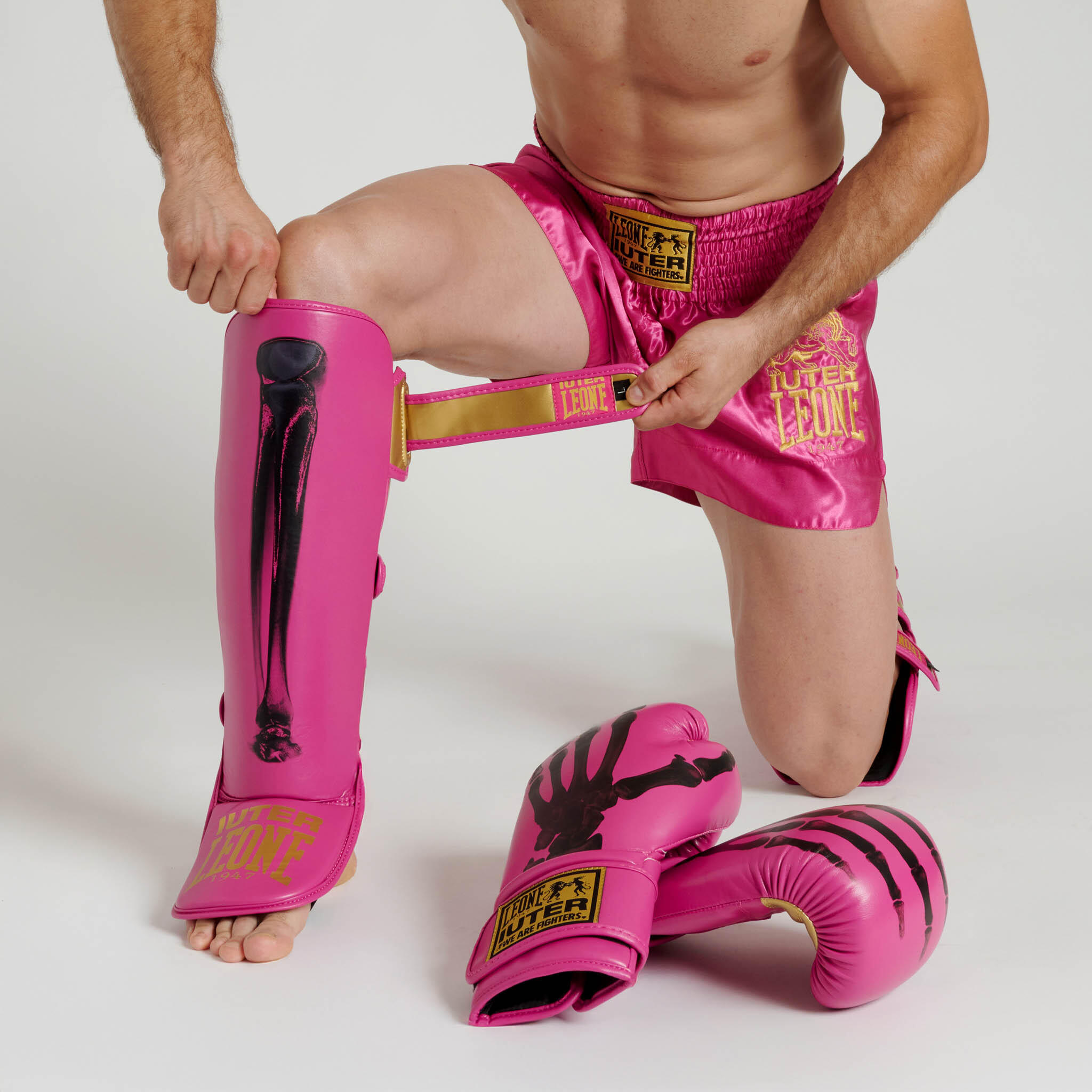 Pantalón Kick-Thai LEONE x IUTER satén fucsia M 7/7
