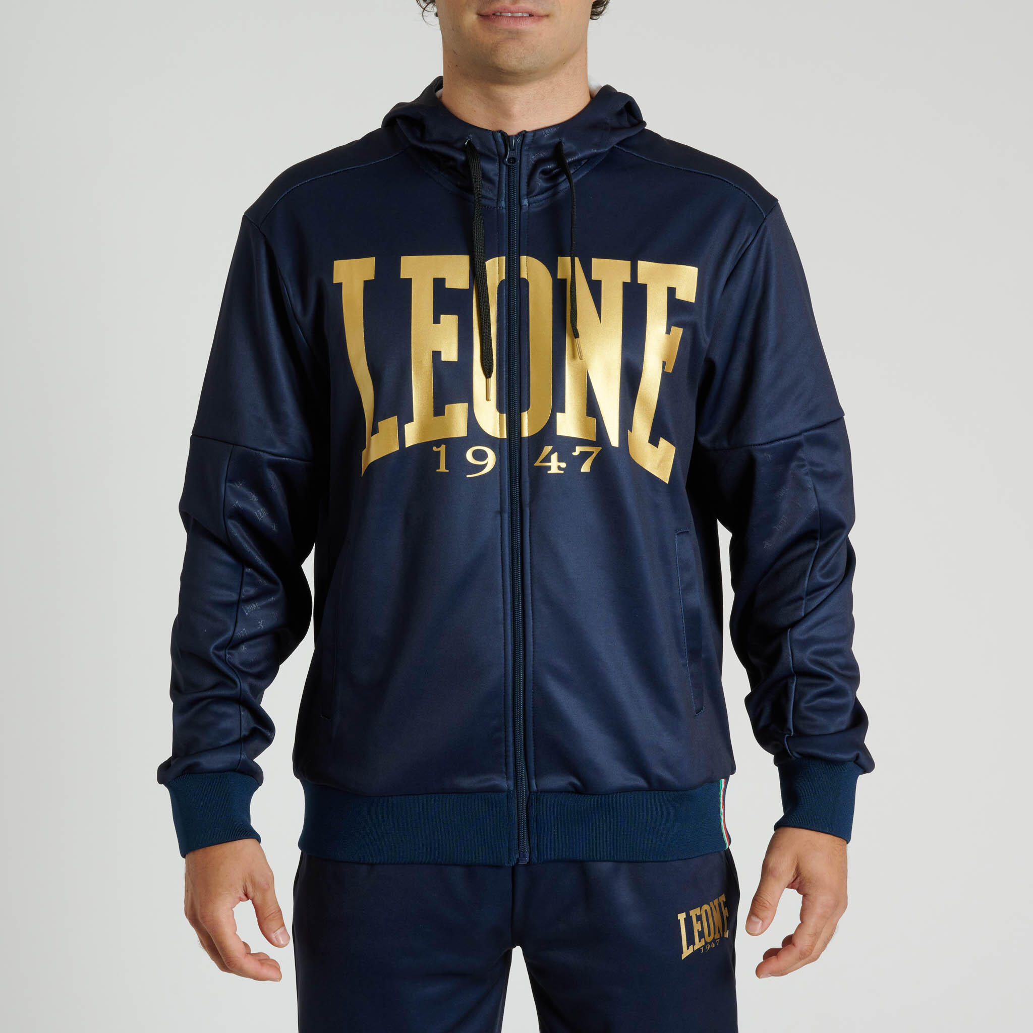 LEONE 1947 picture