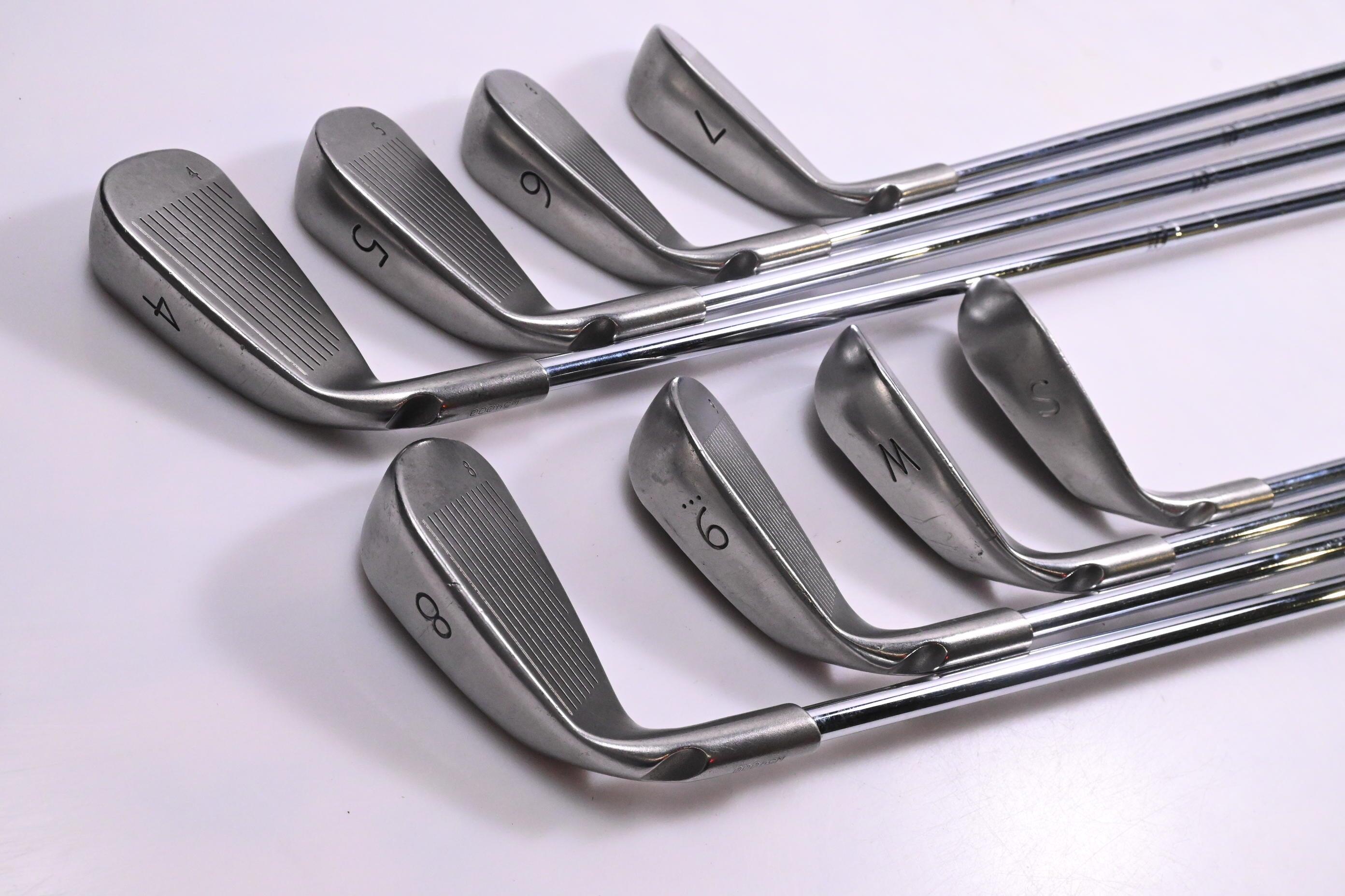 Ping G10 Irons / 4-PW+SW / Black Dot / Regular Flex Ping AWT