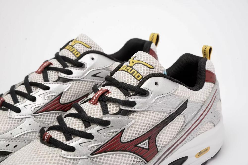 Mizuno MXR 6/7