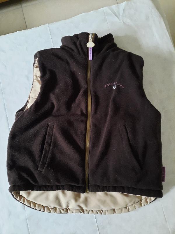 Tussen Particulieren - Omkeerbare warme bodywarmer 2/5