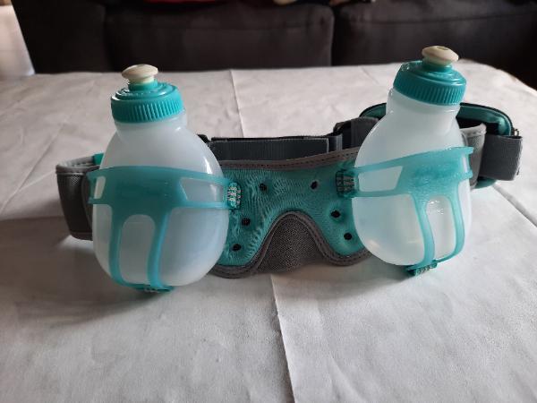 Entre Particuliers - Ceinture d'hydratation Fuelbelt 2/7