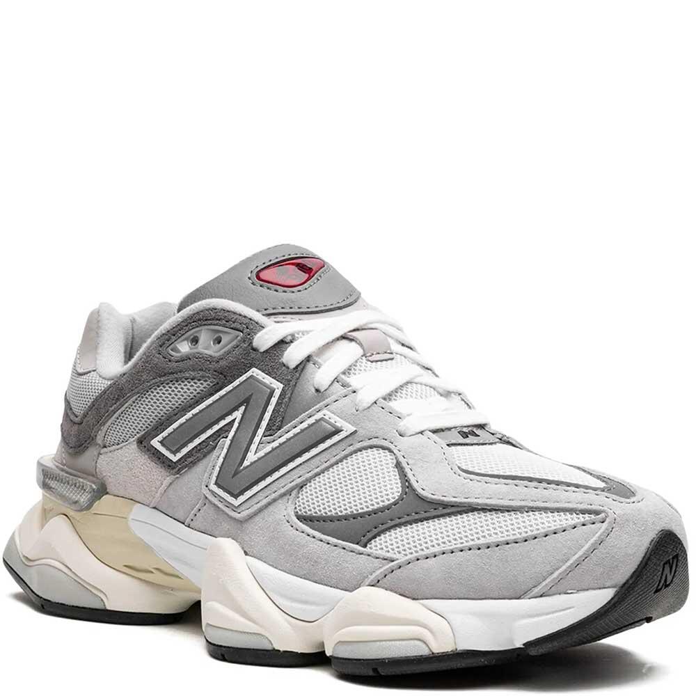 NEW BALANCE picture