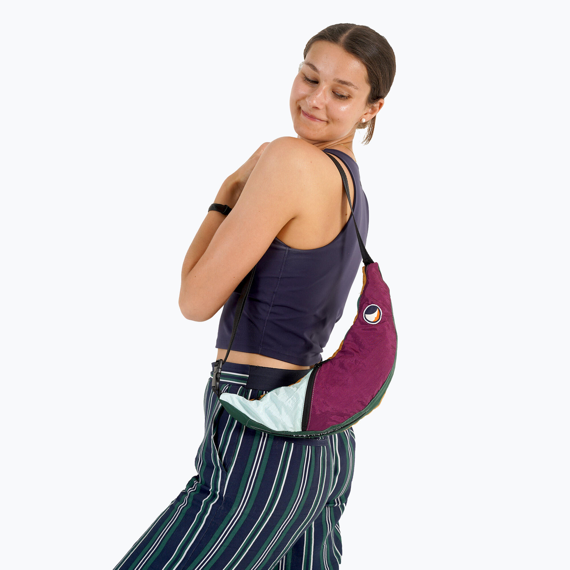 Saszetka na ramię Ticket To The Moon Upcycled Sling 4/7