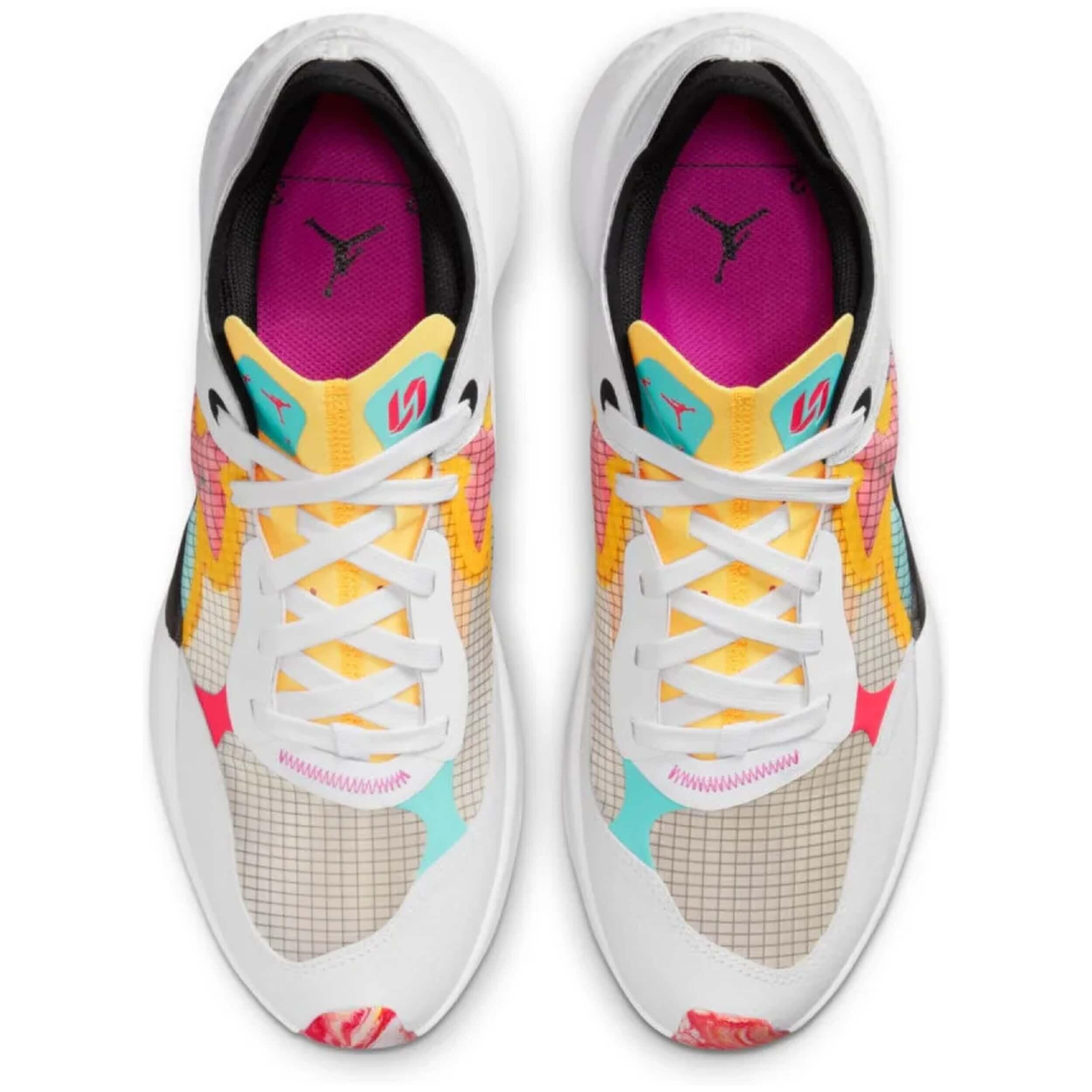 Baskets Jordan modèle DX1800-160 pour homme 4/5