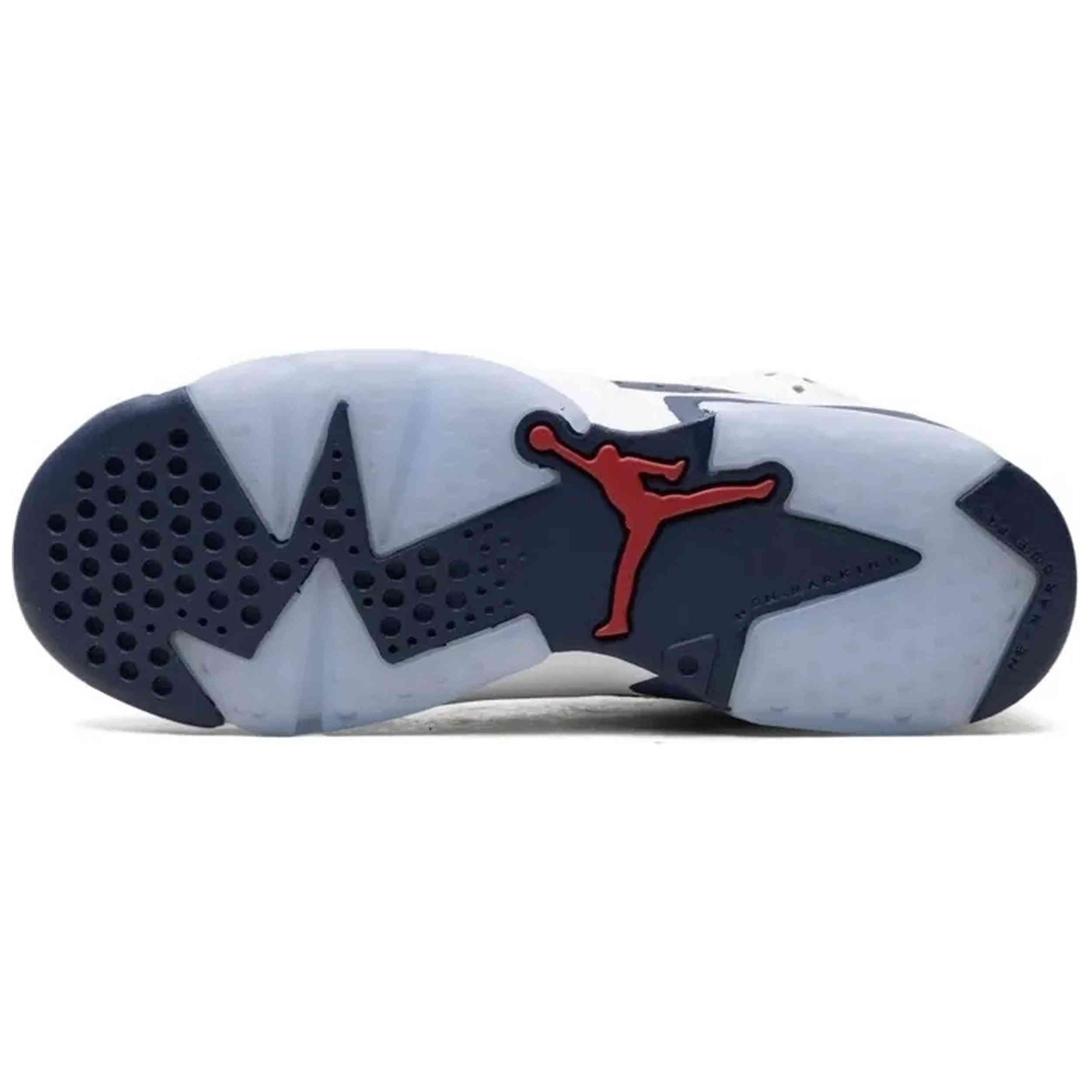 Sapatilhas Jordan modelo 384665 164 para mulheres 5/5