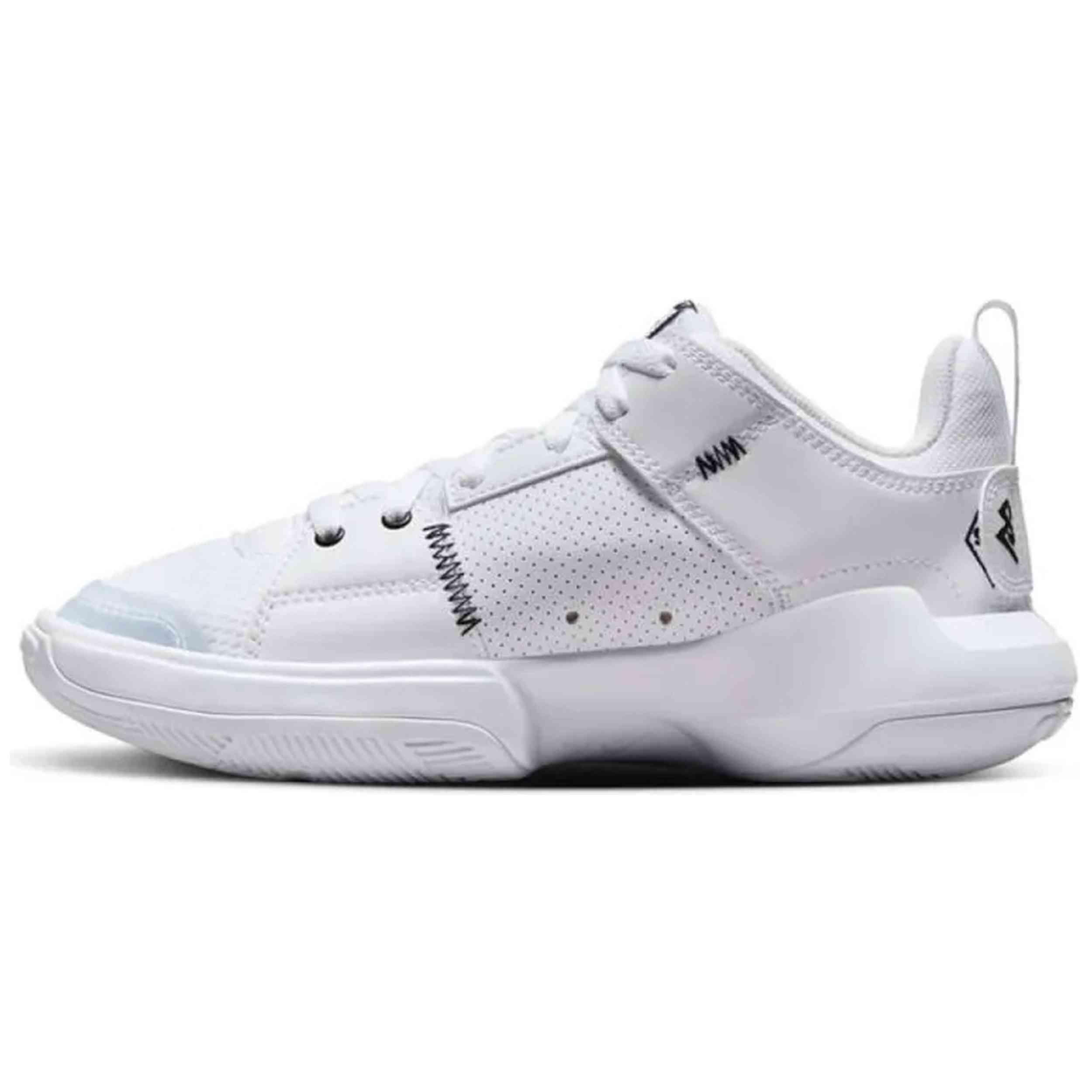 Baskets Jordan modèle FD2338 100 pour femmes 5/5