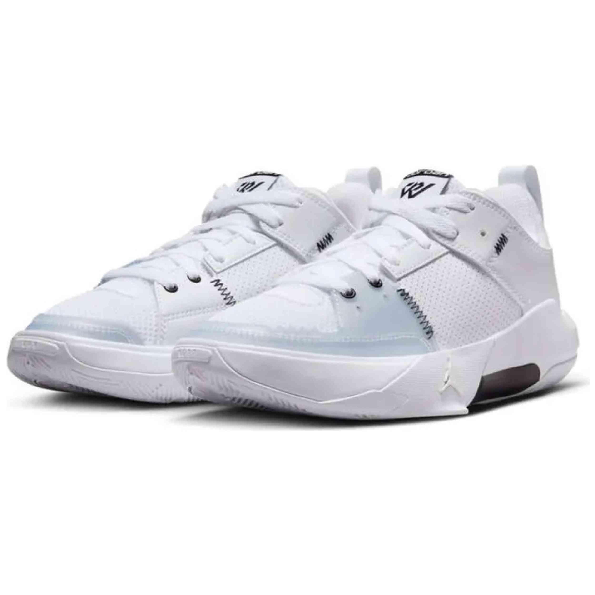 Baskets Jordan modèle FD2338 100 pour femmes 4/5