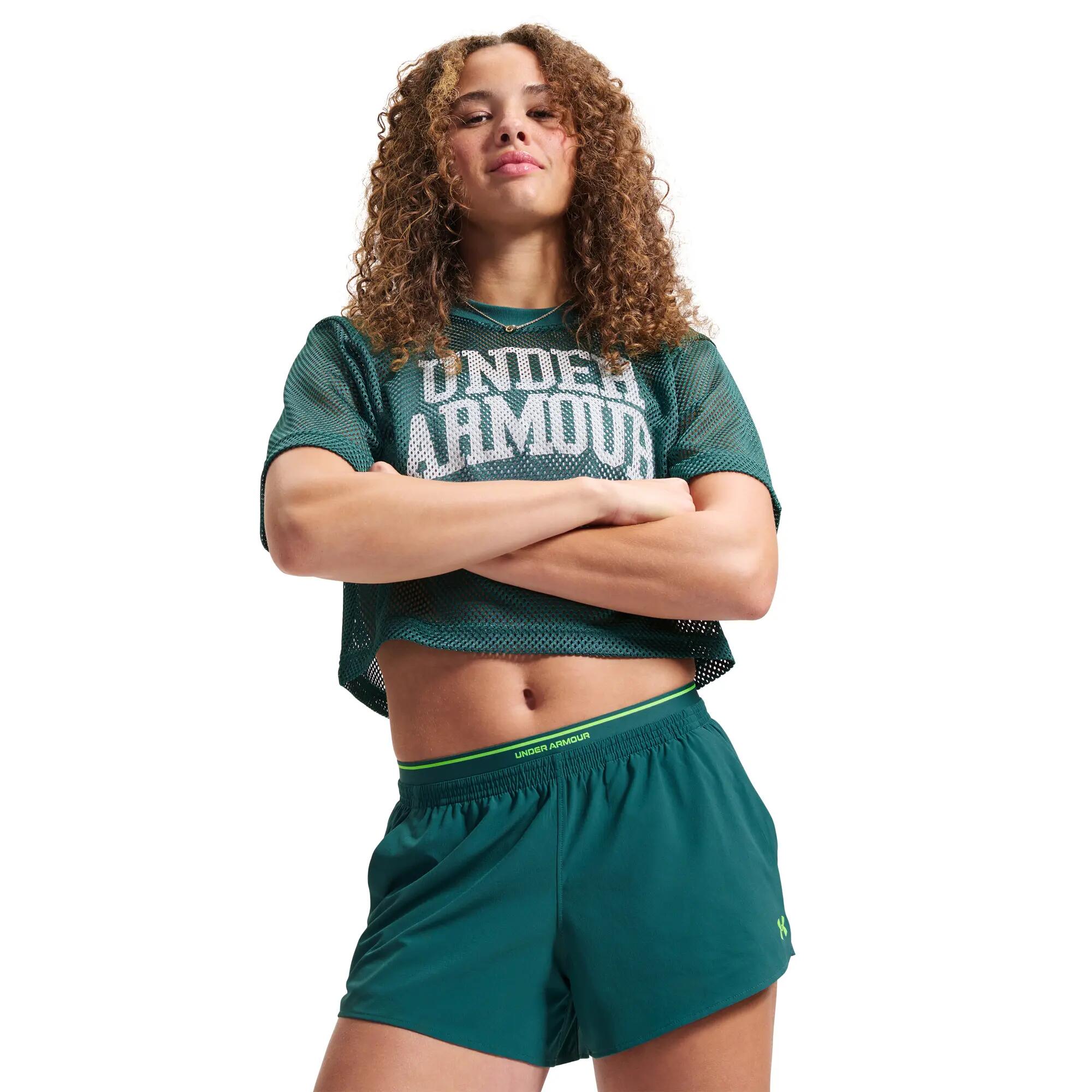 Calções Curtos Femininos Under Armour UA Vanish Woven 3in 4/7