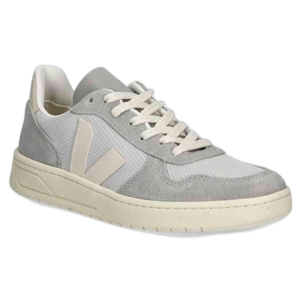 Sneakers Veja model VX1803674A for women