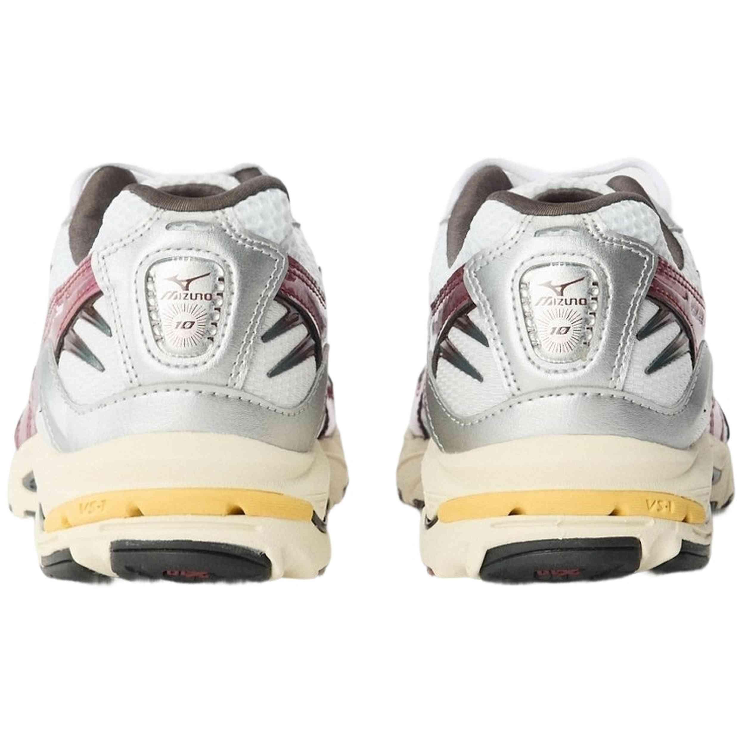 Scarpe Mizuno modello D1GA243114-FW25 per uomini 3/5