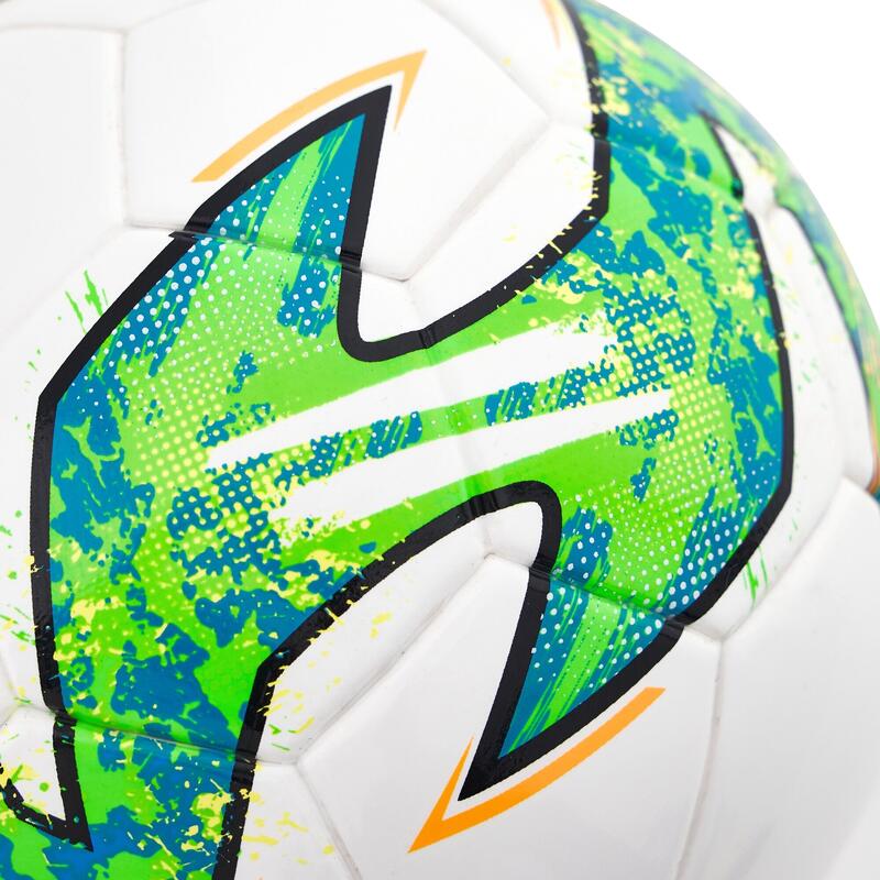 Mingea de fotbal Macron Kelvin