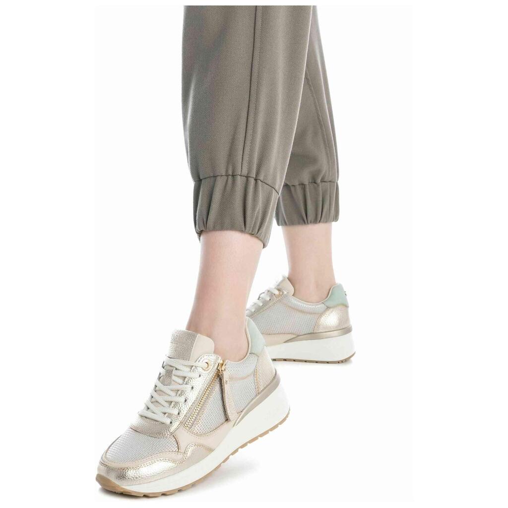 Sneakers Carmela model 080-162268 for women