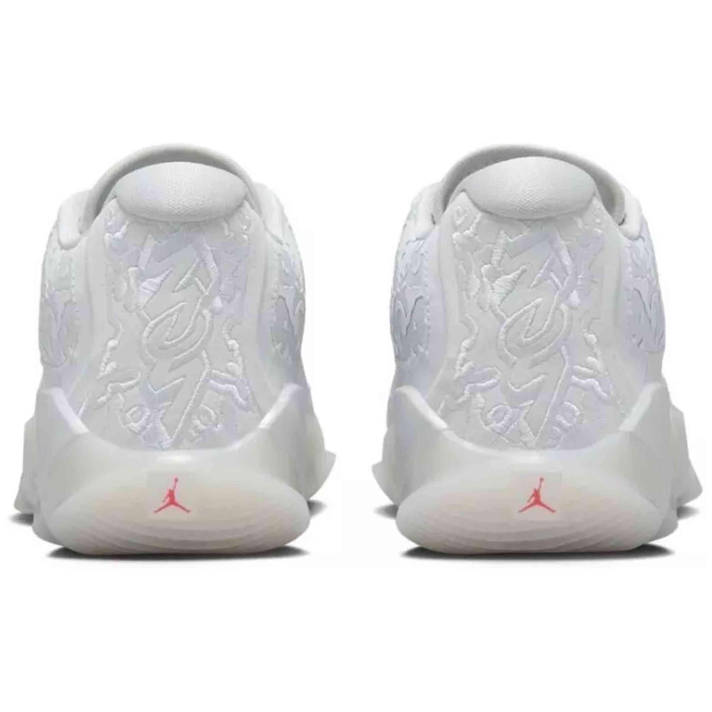 Baskets Jordan modèle DV3869-103 pour enfants 5/5