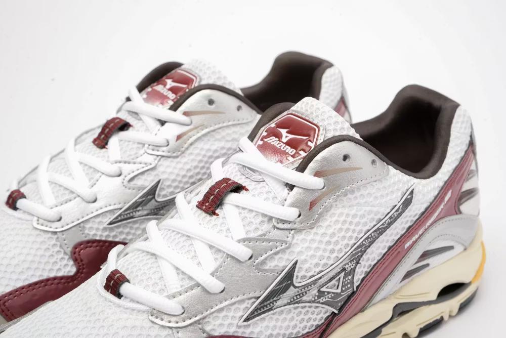 Baskets Mizuno modèle D1GA243114-FW25 pour homme 6/7