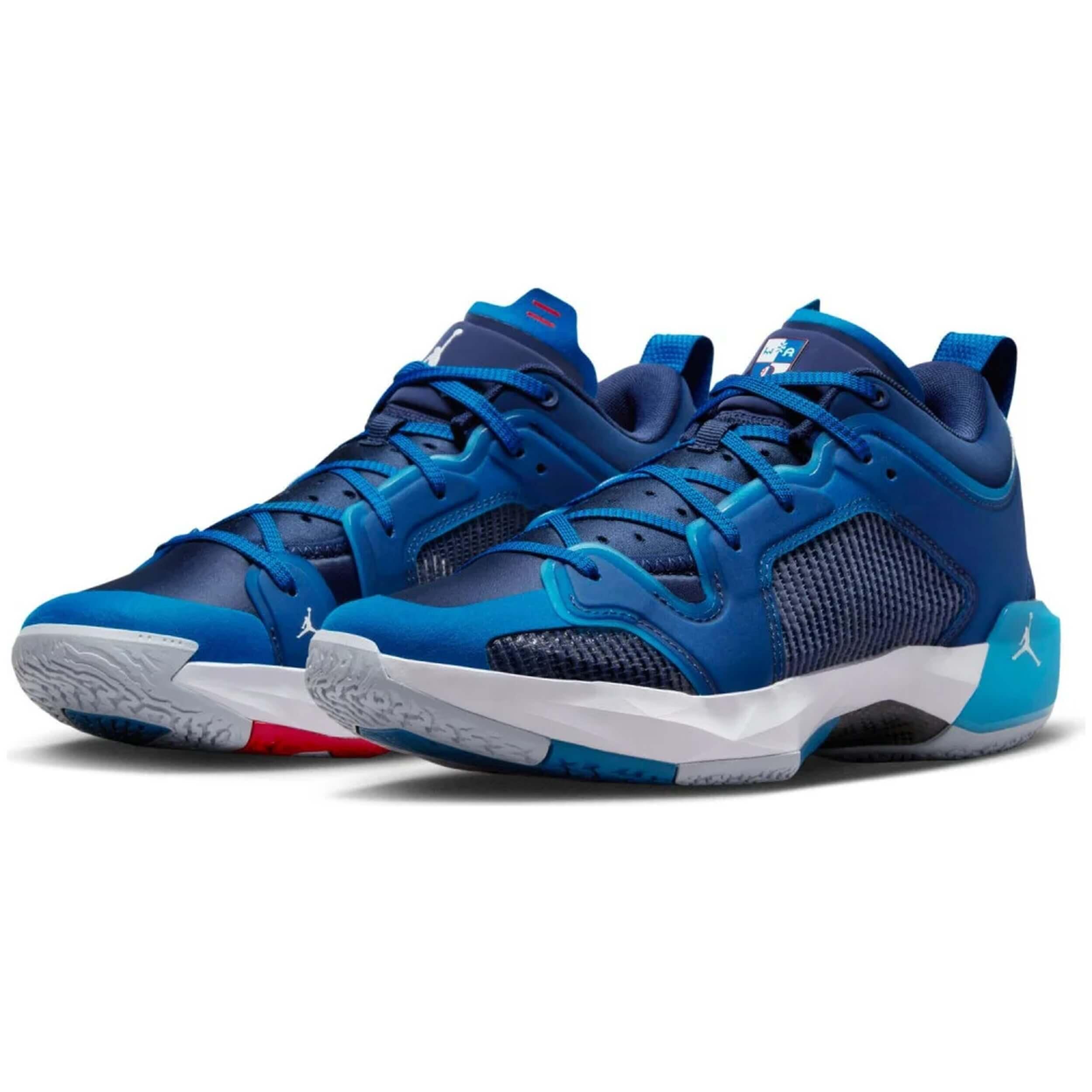 Chaussures de basket-ball Jordan modèle DV9909-401 pour homme 3/5