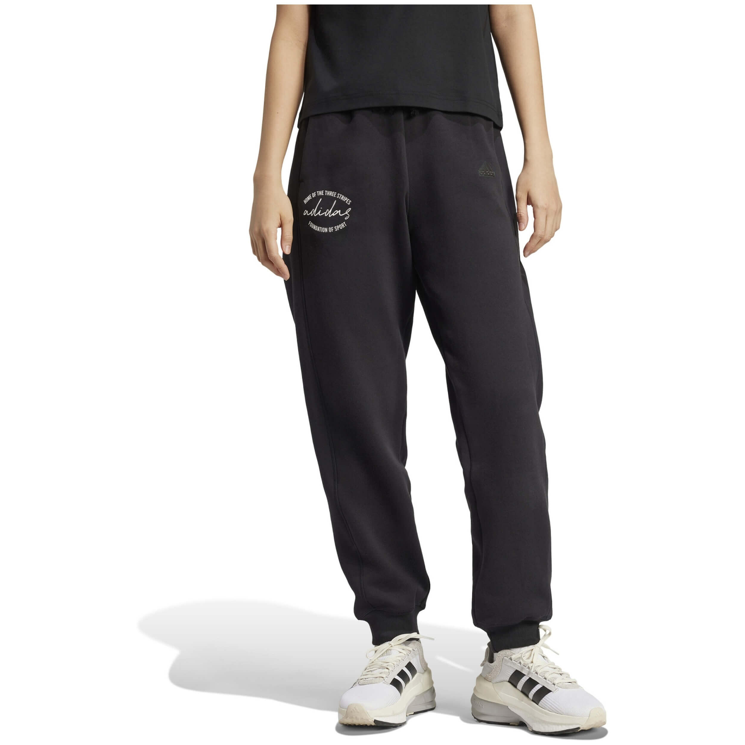Calças de fato de treino Adidas modelo IY1474 para mulheres 2/5