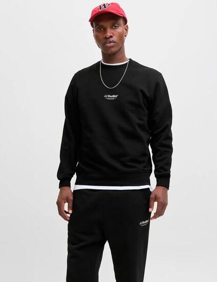 Maglione e felpa da uomo Jack&Jones nera.