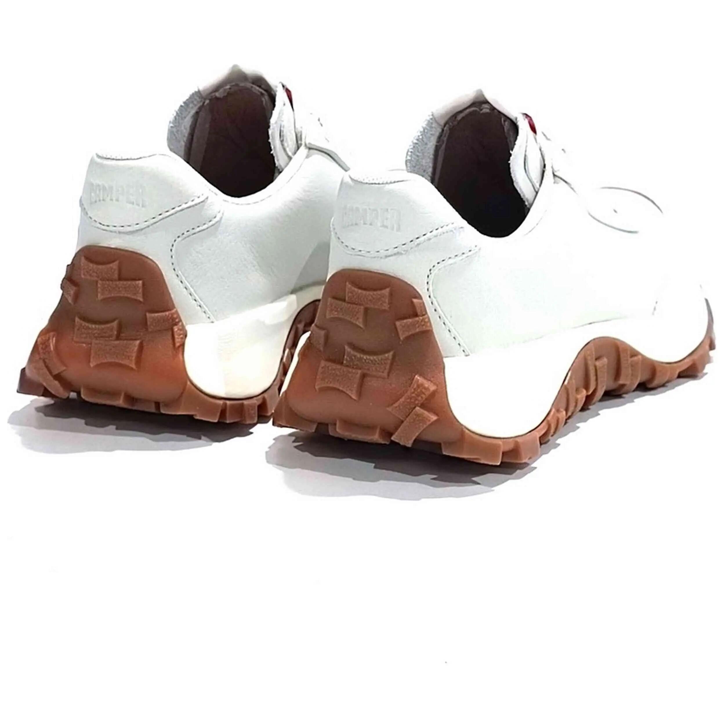 Sapatilhas Camper modelo 121-K201586-001 para mulheres 4/5