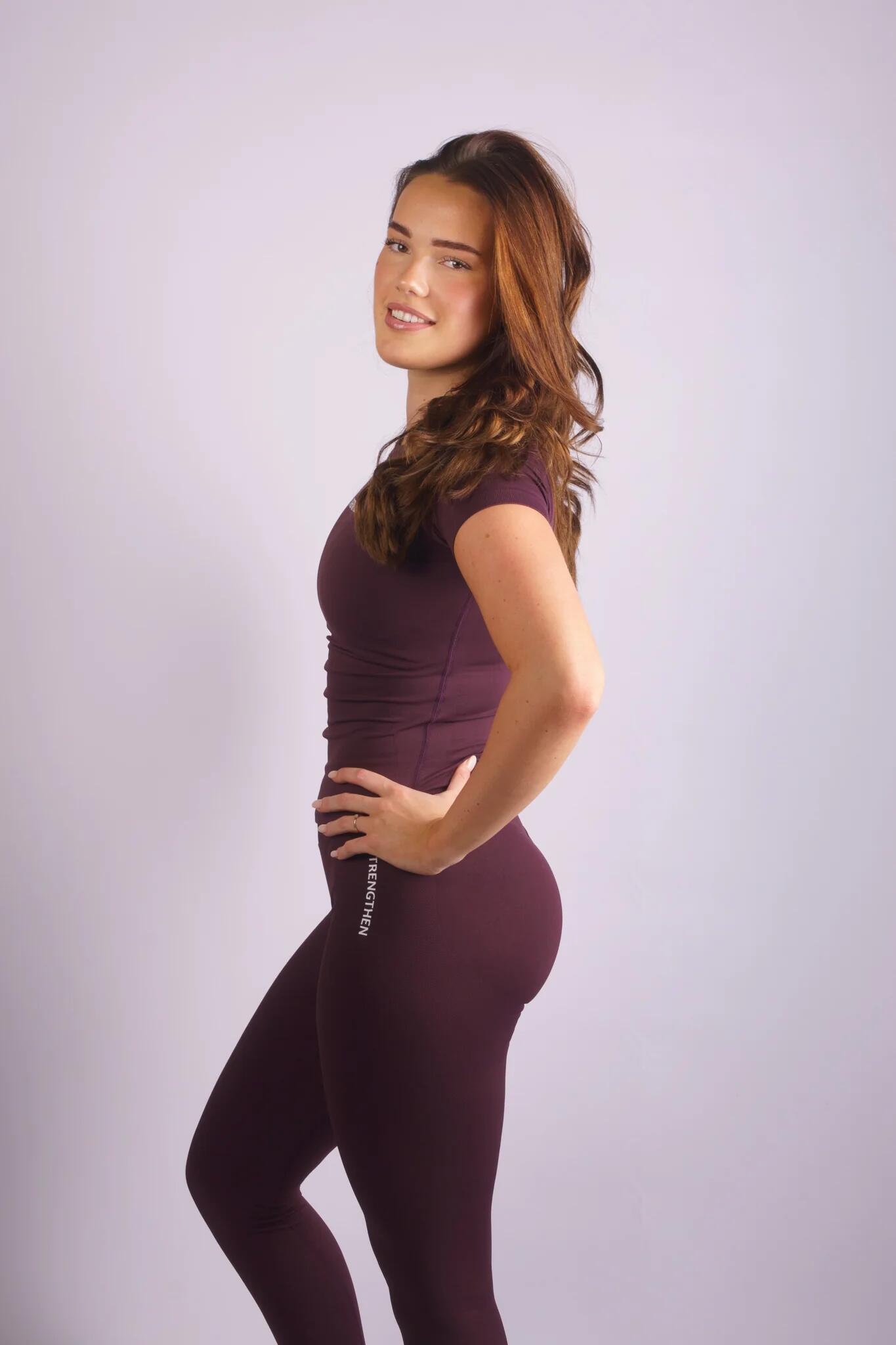 Hazel slimfit- Berry brown 4/7