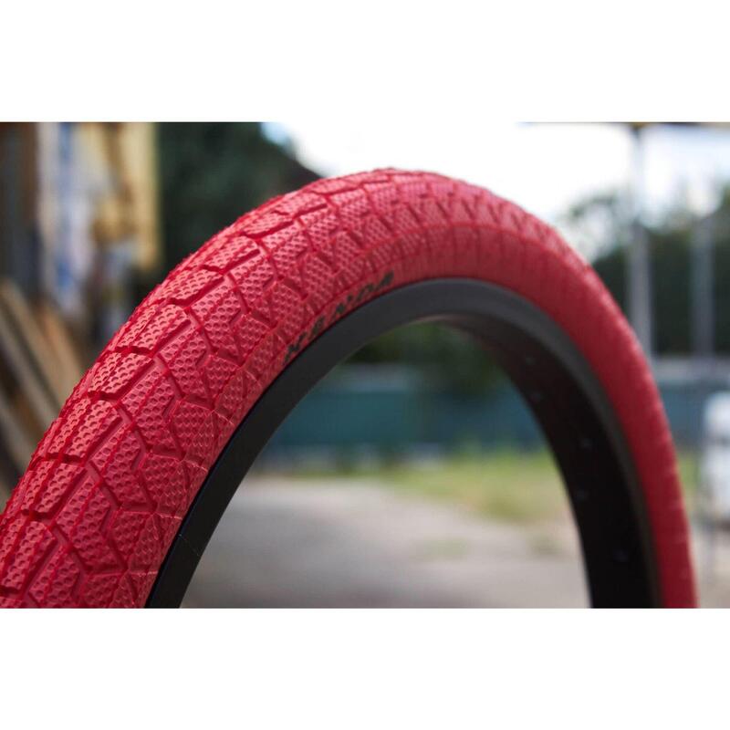 Sada plášťů BMX KENDA 20 palců x 1,95 palce červené