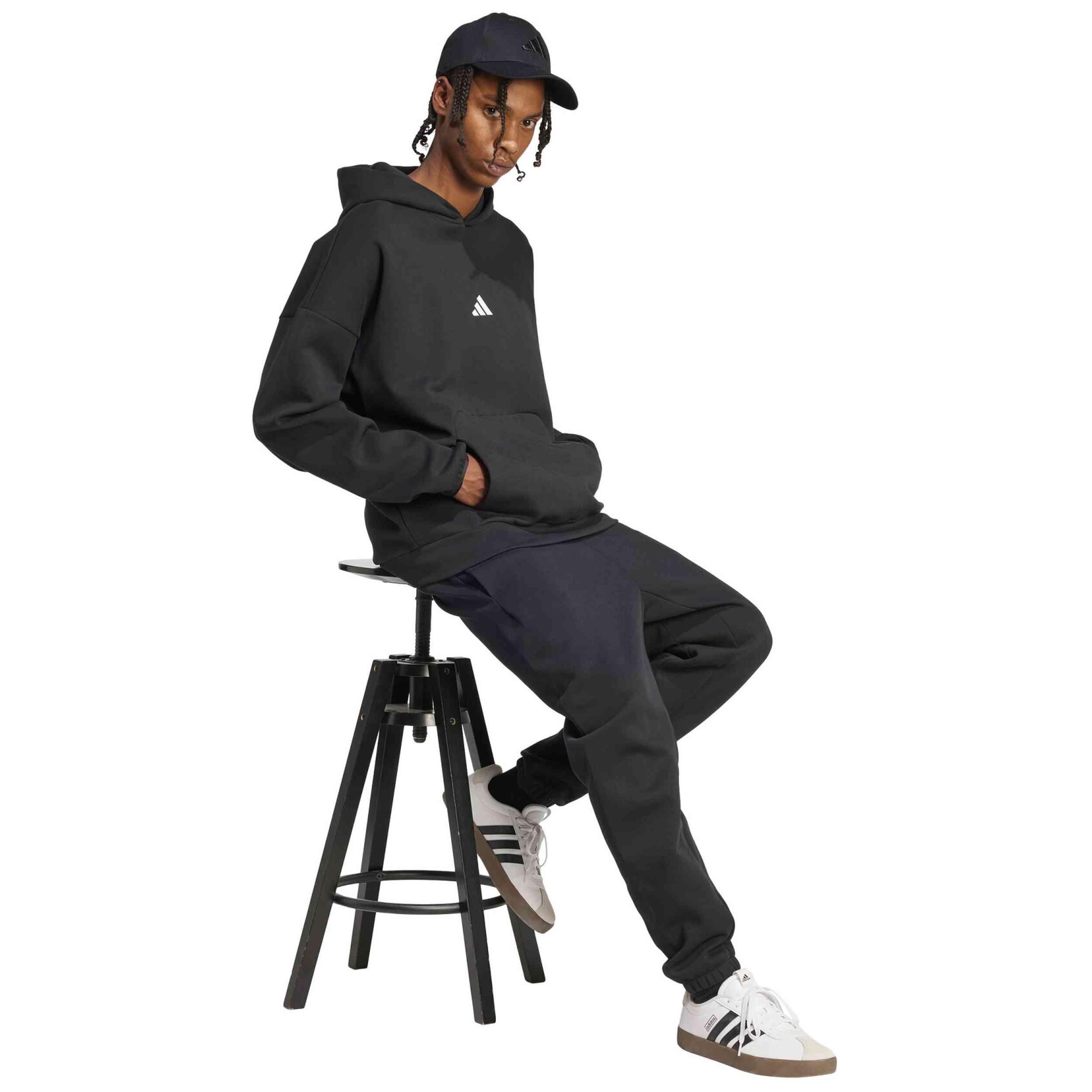 Felpa con cappuccio Adidas modello JD4954 per uomini 2/5