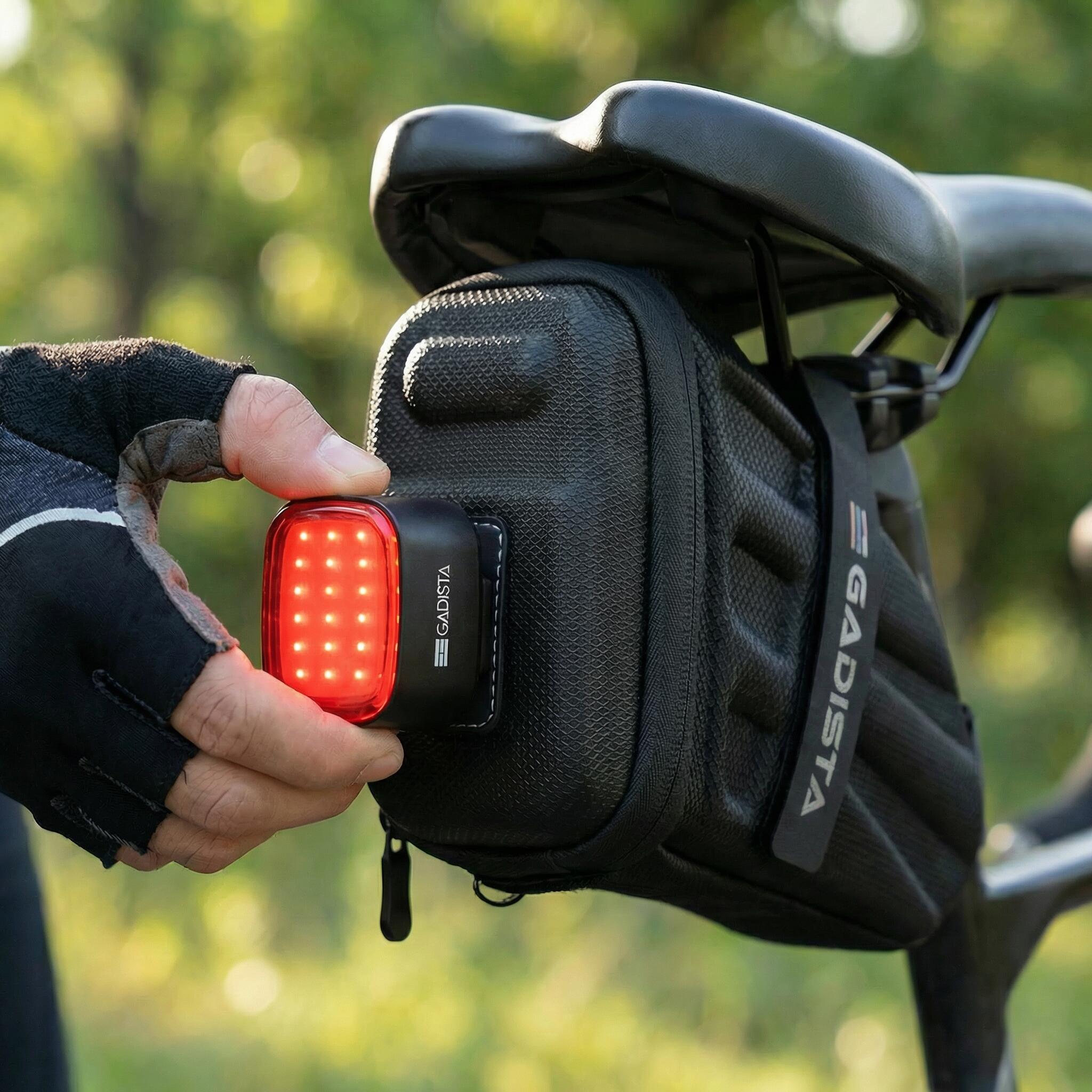 Sacoche de Selle Imperméable Coque Semi-rigide 0,5 L 5/8