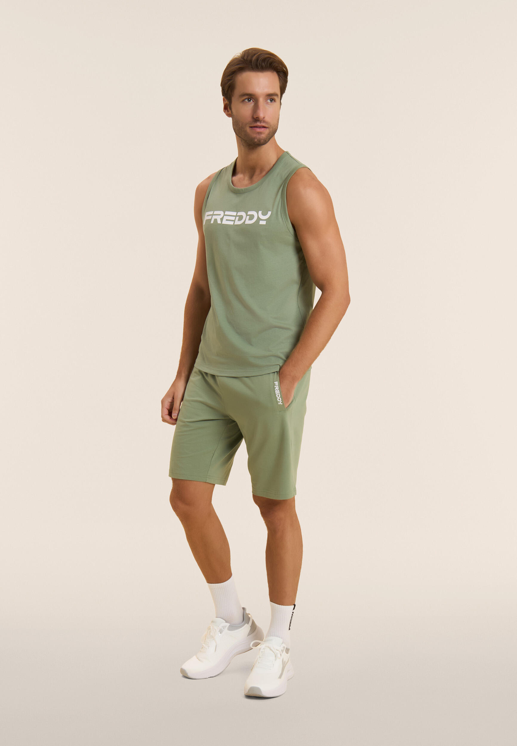 Pantalon court en jersey élastique avec poche 5/5