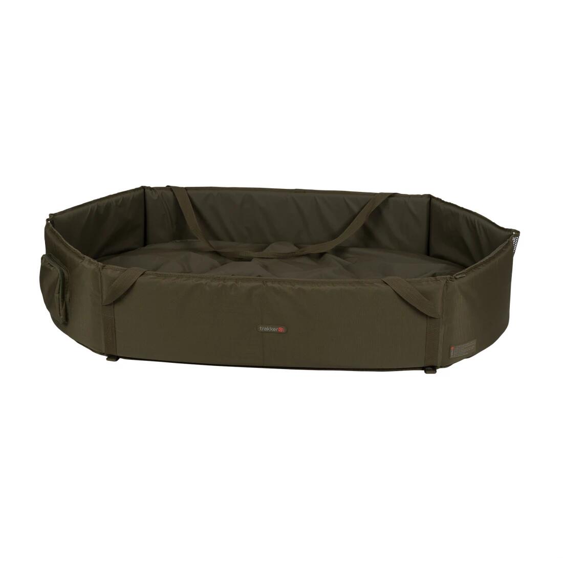 Trakker Sanctuary Deluxe Oval Crib XL 3/4