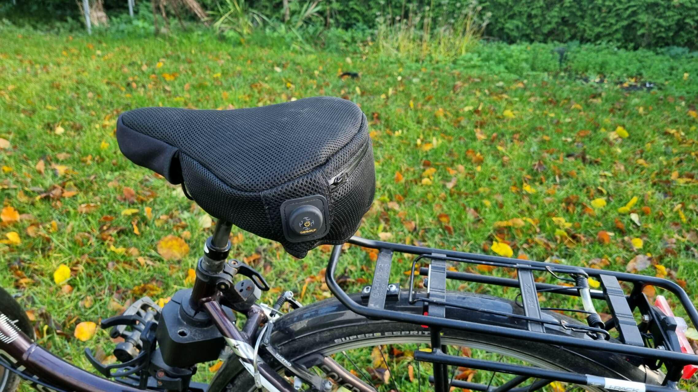 Beheizbarer Fahrradsattelbezug USB mit Powerbank-Tasche & Regenschutz 3/3