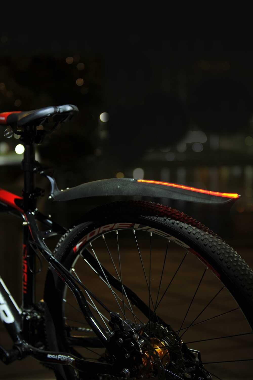 Błotnik rowerowy Profex 24-29" z panelem LED, tylny 3/7