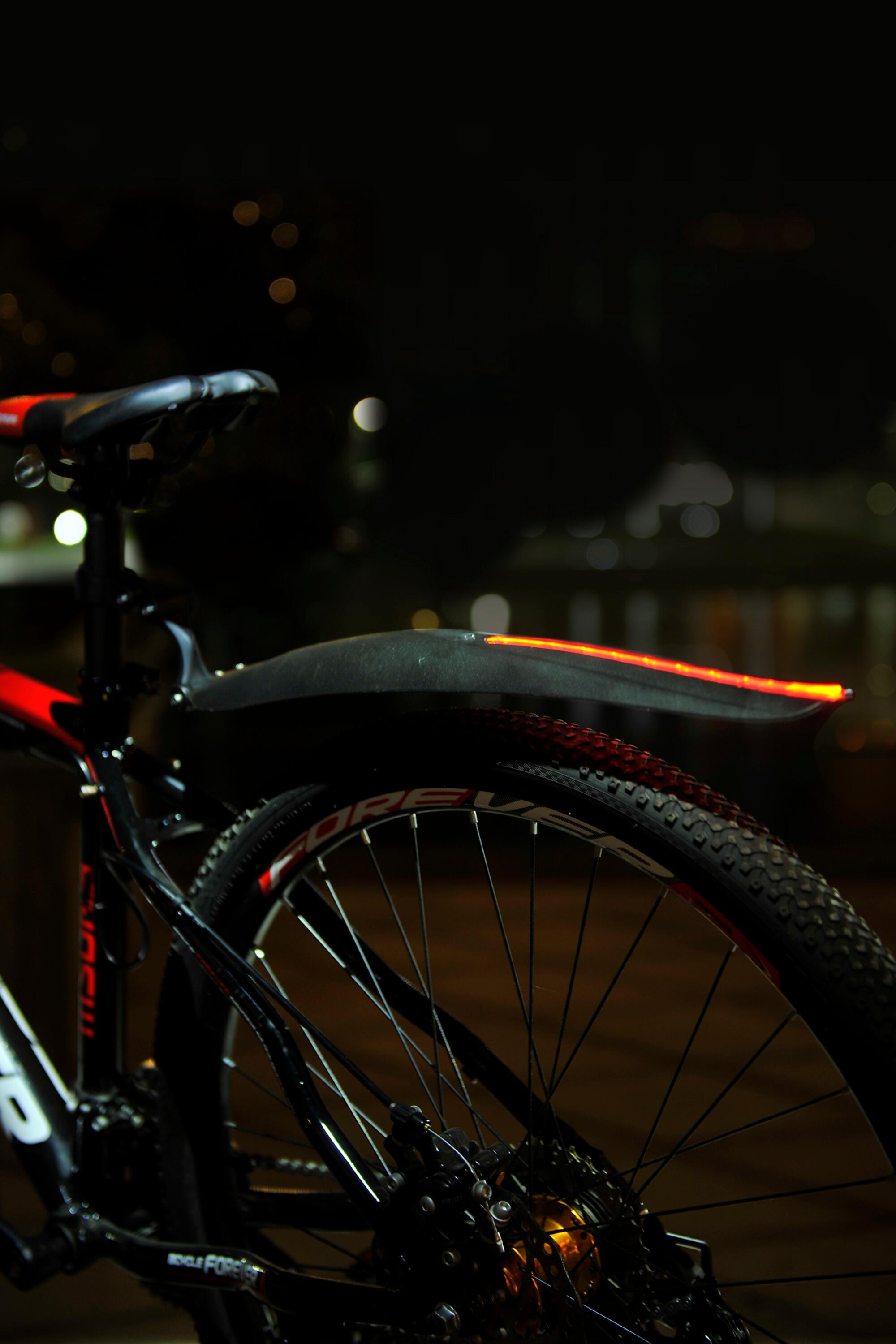 Błotnik rowerowy Profex 24-29" z panelem LED, tylny 5/7